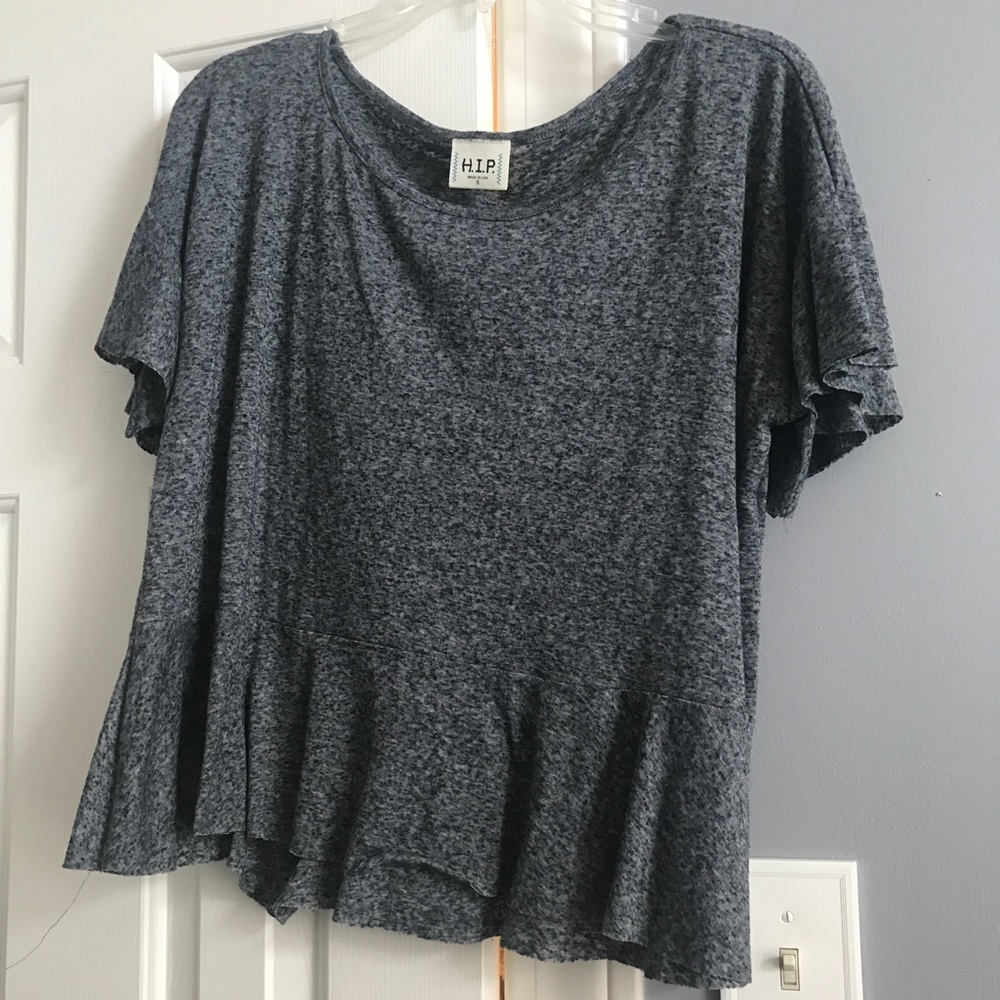 Grey top